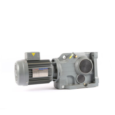 Flens Opgezette Spiraalvormige het Konische Tandwielmotor van M6 voor het Opheffen van Machines
